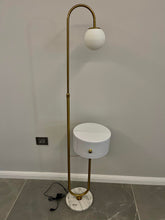 Lampadar cu noptieră White