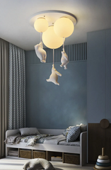 Candelabru Flying Bears