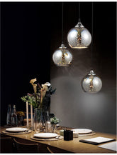 Pendul Bennett, sticla si metal