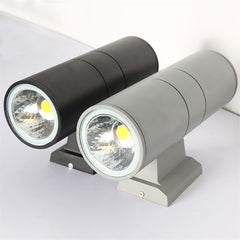 Corp de iluminat exterior Invicta Grey