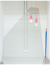 Pendul roz fucsia din silicon cu fir din material textil Swing