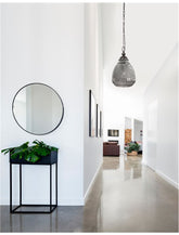 Pendul din sticla cu baza si lant metalic Toulon