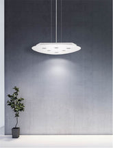 Lustra alb nisipiu din aluminiu Triangolo