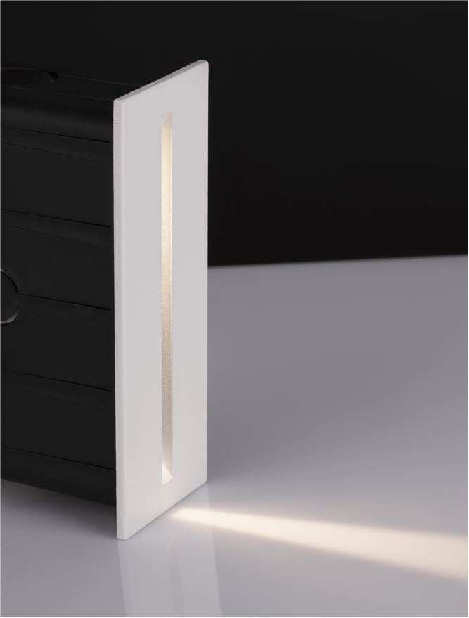 Difuzor de iluminat trepte alb din aluminiu si sticla transparenta AIZEN